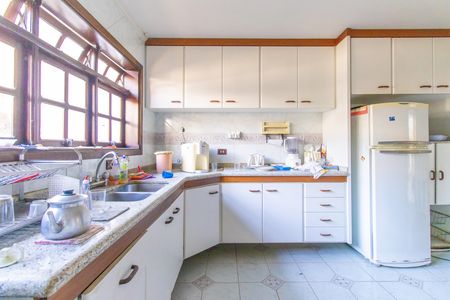 Casa de condomínio para alugar com 270m², 6 quartos e 4 vagas Casa de condomínio para alugar com 270m², 6 quartos e 4 vagasCozinha