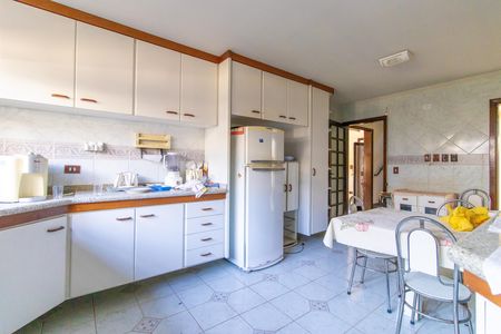 Casa de condomínio para alugar com 270m², 6 quartos e 4 vagas Casa de condomínio para alugar com 270m², 6 quartos e 4 vagasCozinha