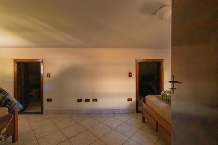 Casa de condomínio para alugar com 270m², 6 quartos e 4 vagas Casa de condomínio para alugar com 270m², 6 quartos e 4 vagasQuarto 5