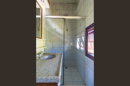 Casa de condomínio para alugar com 270m², 6 quartos e 4 vagas Casa de condomínio para alugar com 270m², 6 quartos e 4 vagasBanheiro do Quarto 4 - Suite