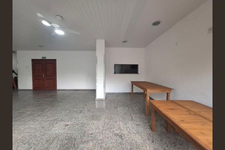 Apartamento para alugar com 78m², 2 quartos e 1 vaga Apartamento para alugar com 78m², 2 quartos e 1 vagaÁrea comum- Salão de festas