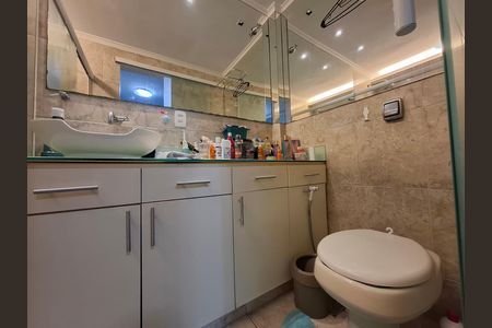 Apartamento para alugar com 78m², 2 quartos e 1 vaga Apartamento para alugar com 78m², 2 quartos e 1 vagaBanheiro da suíte