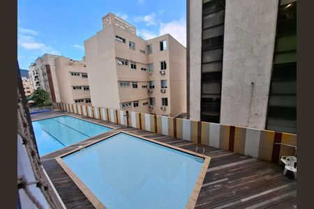 Apartamento para alugar com 78m², 2 quartos e 1 vaga Apartamento para alugar com 78m², 2 quartos e 1 vagaÁrea comum- Piscina