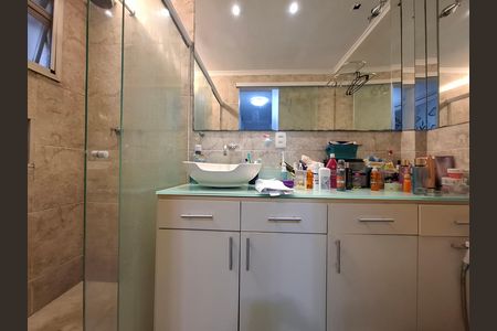 Apartamento para alugar com 78m², 2 quartos e 1 vaga Apartamento para alugar com 78m², 2 quartos e 1 vagaBanheiro da suíte