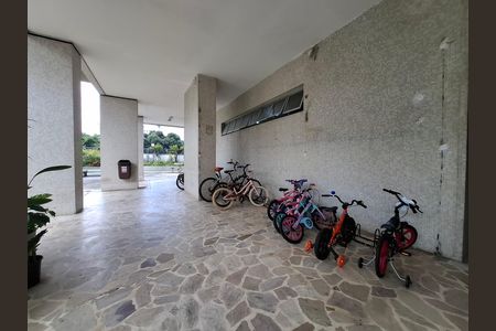 Apartamento para alugar com 78m², 2 quartos e 1 vaga Apartamento para alugar com 78m², 2 quartos e 1 vagaÁrea comum- Bicicletário