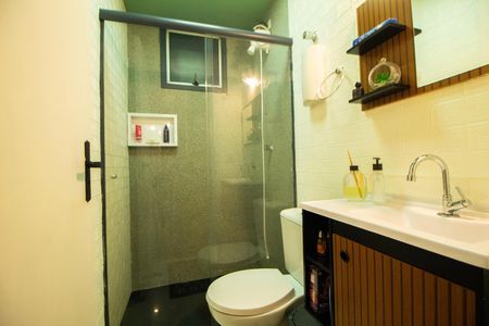 Apartamento à venda com 120m², 3 quartos e 2 vagas Apartamento à venda com 120m², 3 quartos e 2 vagasBanheiro Social