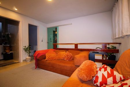 Apartamento à venda com 120m², 3 quartos e 2 vagas Apartamento à venda com 120m², 3 quartos e 2 vagasSala de Tv