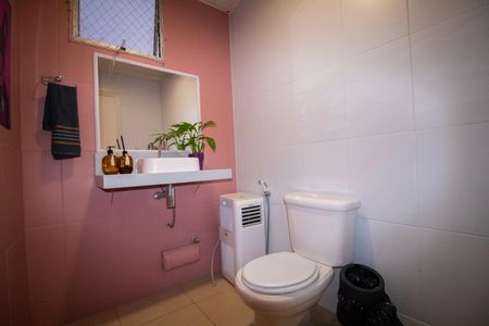 Apartamento à venda com 120m², 3 quartos e 2 vagas Apartamento à venda com 120m², 3 quartos e 2 vagasLavabo