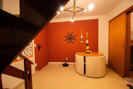 Apartamento à venda com 120m², 3 quartos e 2 vagas Apartamento à venda com 120m², 3 quartos e 2 vagasSala de Estar