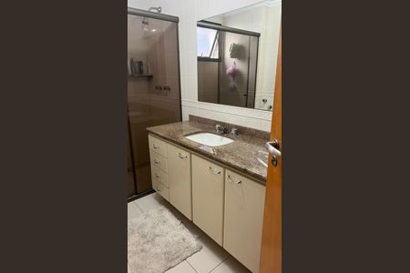 Apartamento à venda com 140m², 3 quartos e 3 vagas