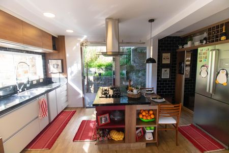 Casa de condomínio para alugar com 672m², 5 quartos e 2 vagasCozinha