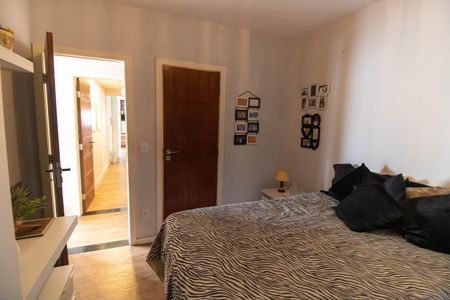 Casa de condomínio para alugar com 672m², 5 quartos e 2 vagasSuíte 1