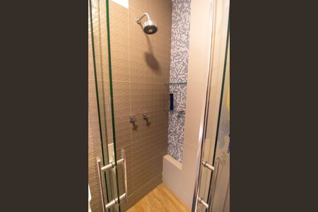 Casa de condomínio para alugar com 672m², 5 quartos e 2 vagasBanheiro da Suíte 4