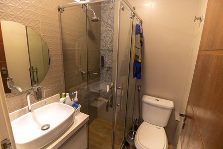 Casa de condomínio para alugar com 672m², 5 quartos e 2 vagasBanheiro da Suíte 4