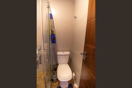 Casa de condomínio para alugar com 672m², 5 quartos e 2 vagasBanheiro da Suíte 4