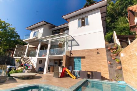 Casa de condomínio para alugar com 672m², 5 quartos e 2 vagasÁrea externa