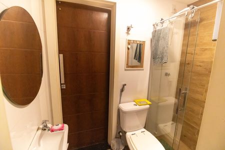 Casa de condomínio para alugar com 672m², 5 quartos e 2 vagasBanheiro da Suíte 1