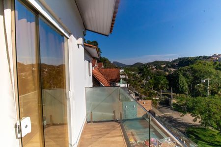 Casa de condomínio para alugar com 672m², 5 quartos e 2 vagasVaranda da Suíte 2