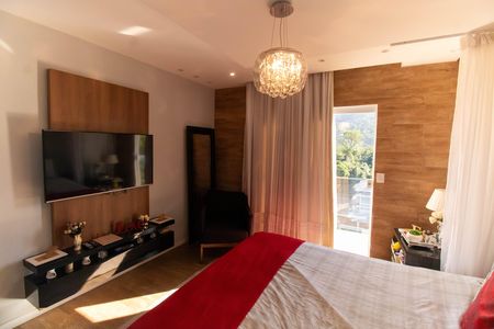 Casa de condomínio para alugar com 672m², 5 quartos e 2 vagasSuíte 2
