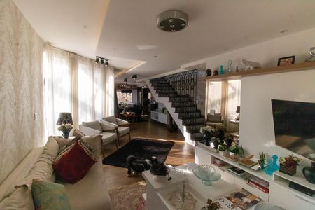 Casa de condomínio para alugar com 672m², 5 quartos e 2 vagasSala