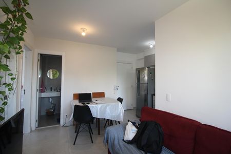 Apartamento à venda com 43m², 2 quartos e sem vagaSala / Cozinha