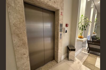 Apartamento para alugar com 109m², 3 quartos e 2 vagasHall de entrada