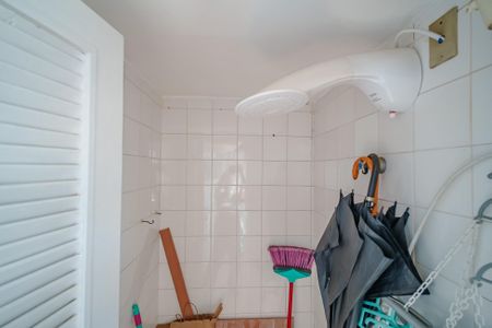 Apartamento para alugar com 122m², 3 quartos e 1 vaga Apartamento para alugar com 122m², 3 quartos e 1 vagaBanheiro 2