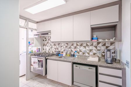 Apartamento para alugar com 122m², 3 quartos e 1 vaga Apartamento para alugar com 122m², 3 quartos e 1 vagaCozinha