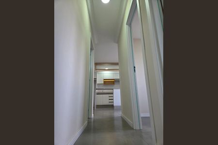 Corredor de apartamento para alugar com 3 quartos, 57m² em Iná, São José dos Pinhais