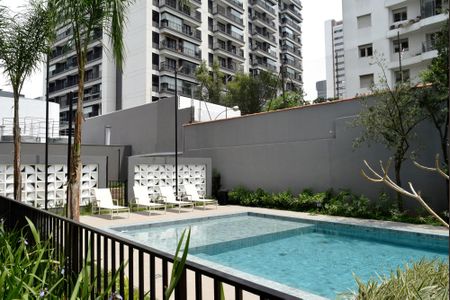 Apartamento para alugar com 27m², 1 quarto e sem vagaPiscina