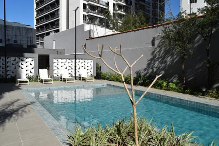 Apartamento para alugar com 27m², 1 quarto e sem vagaPiscina