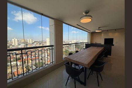 Apartamento à venda com 137m², 3 quartos e 3 vagasVaranda