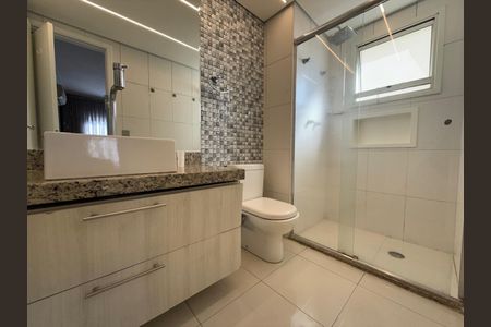 Apartamento à venda com 137m², 3 quartos e 3 vagasBanheiro