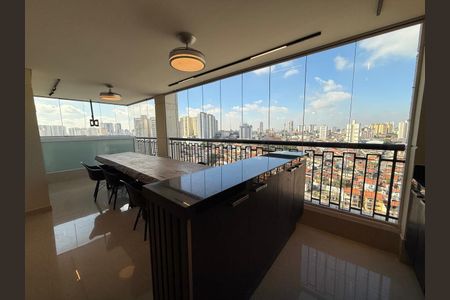 Apartamento à venda com 137m², 3 quartos e 3 vagasVaranda