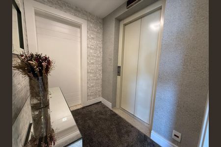 Apartamento à venda com 137m², 3 quartos e 3 vagasHall de entrada