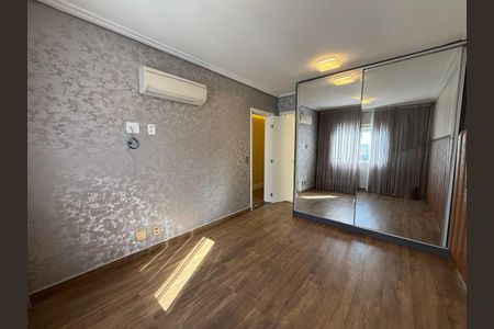 Apartamento à venda com 137m², 3 quartos e 3 vagasQuarto