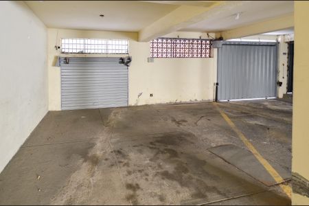 Garagem de apartamento à venda com 3 quartos, 98m² em Santo Antônio, Belo Horizonte