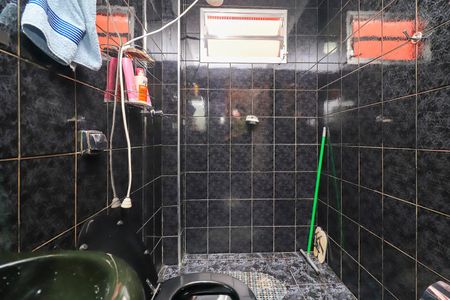 Casa à venda com 160m², 4 quartos e 2 vagasBanheiro 2