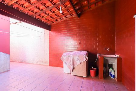 Casa à venda com 160m², 4 quartos e 2 vagasÁrea de Serviço
