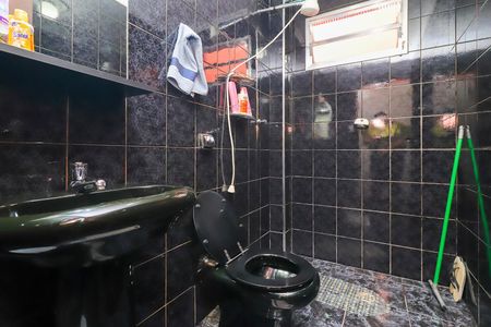 Casa à venda com 160m², 4 quartos e 2 vagasBanheiro 2