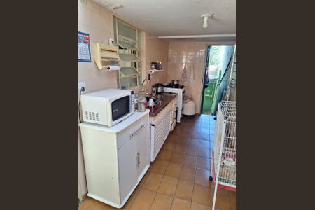 Foto 03 de casa à venda com 2 quartos, 116m² em Vila Rafael de Oliveira, Jundiaí