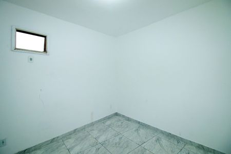 Quarto 1 de casa para alugar com 1 quarto, 60m² em Irajá, Rio de Janeiro
