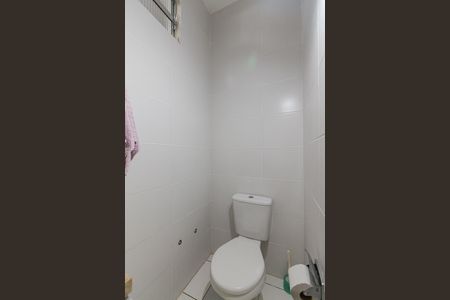 Casa à venda com 105m², 3 quartos e 4 vagasBanheiro 1