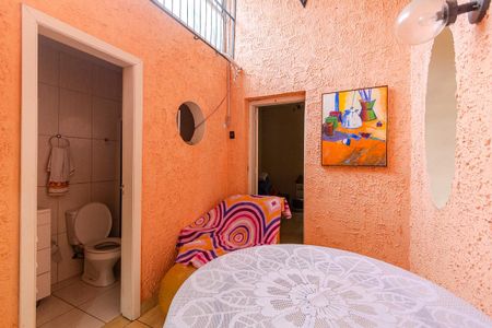 Casa à venda com 105m², 3 quartos e 4 vagasSala
