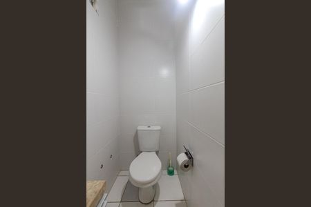 Casa à venda com 105m², 3 quartos e 4 vagasBanheiro 2