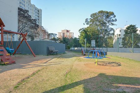 Apartamento para alugar com 39m², 2 quartos e 1 vaga Apartamento para alugar com 39m², 2 quartos e 1 vagaÁrea comum - Playground