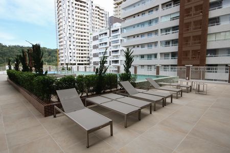 Apartamento para alugar com 85m², 2 quartos e 2 vagas Apartamento para alugar com 85m², 2 quartos e 2 vagasÁrea comum - Piscina