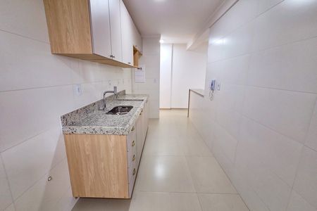 Cozinha de apartamento para alugar com 2 quartos, 85m² em Canto do Forte, Praia Grande