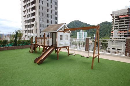 Apartamento para alugar com 85m², 2 quartos e 2 vagas Apartamento para alugar com 85m², 2 quartos e 2 vagasÁrea comum - Playground