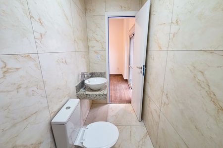 Apartamento para alugar com 85m², 2 quartos e 2 vagas Apartamento para alugar com 85m², 2 quartos e 2 vagasBanheiro da suíte 1